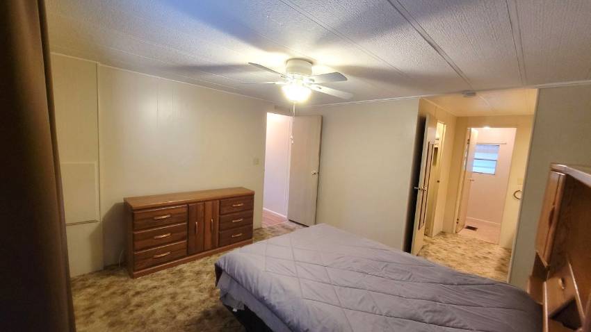 203 Rainbow Lane West a Dundee, FL Mobile or Manufactured Home for Sale